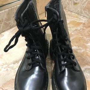 Platform Doc Martens